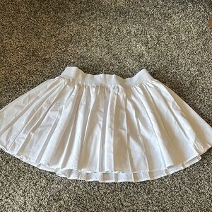 Elegant White Pleated Skirt